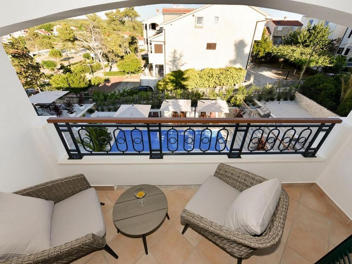 Mediterraneo Garden Apartments Petrcane Bilik gambar