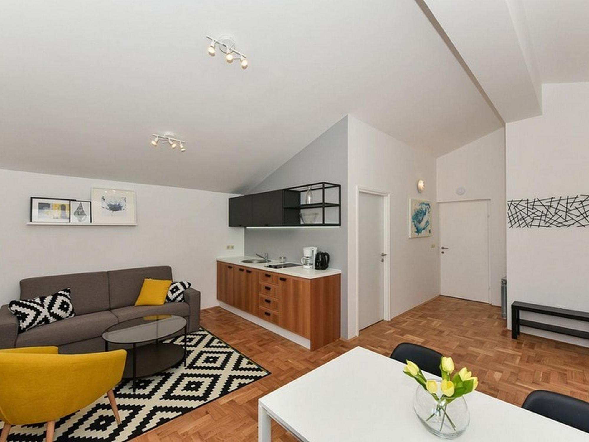 Mediterraneo Garden Apartments Petrcane Bilik gambar