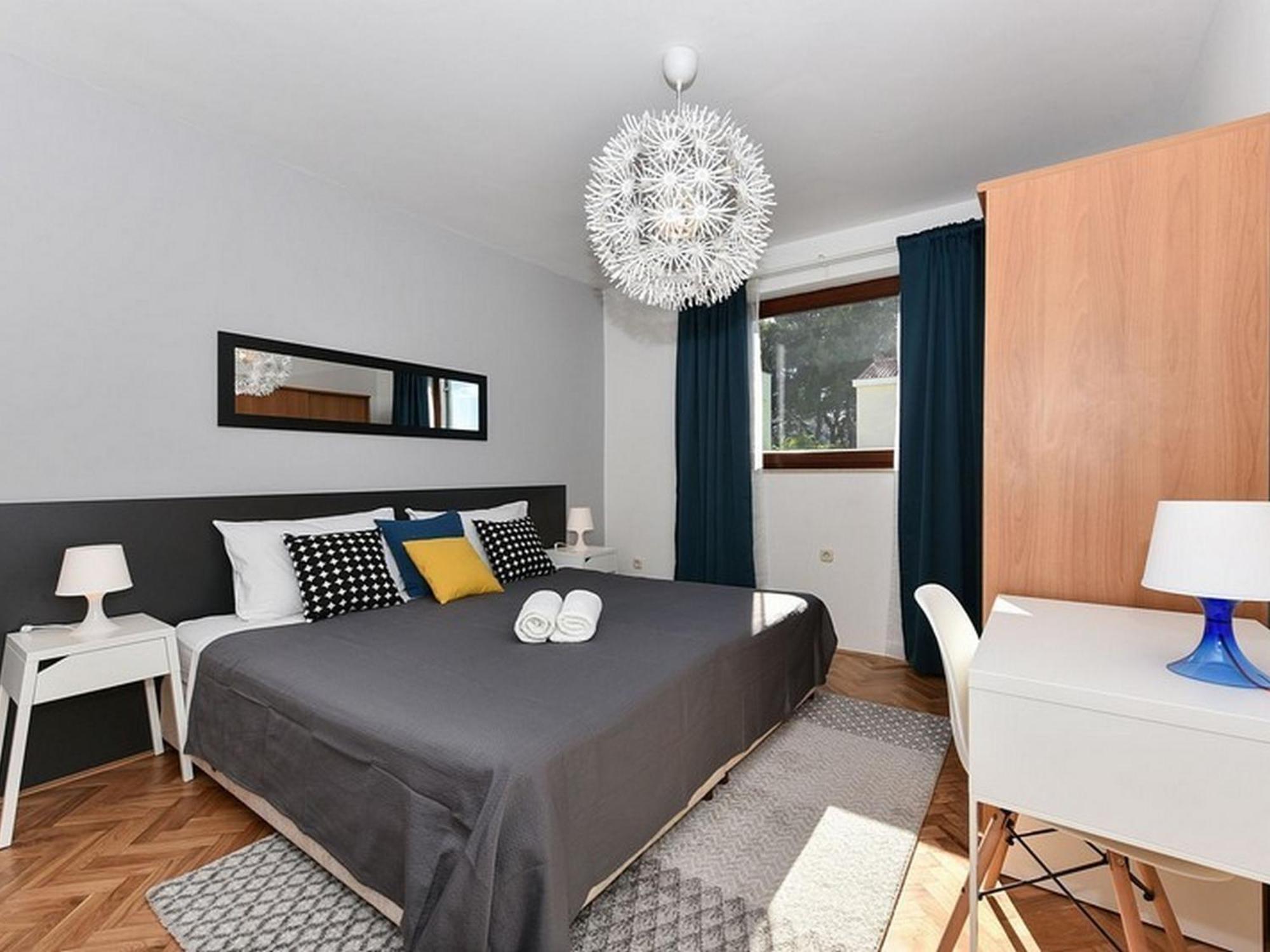 Mediterraneo Garden Apartments Petrcane Bilik gambar