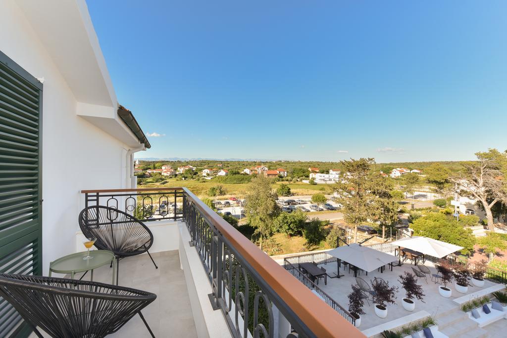 Mediterraneo Garden Apartments Petrcane Luaran gambar