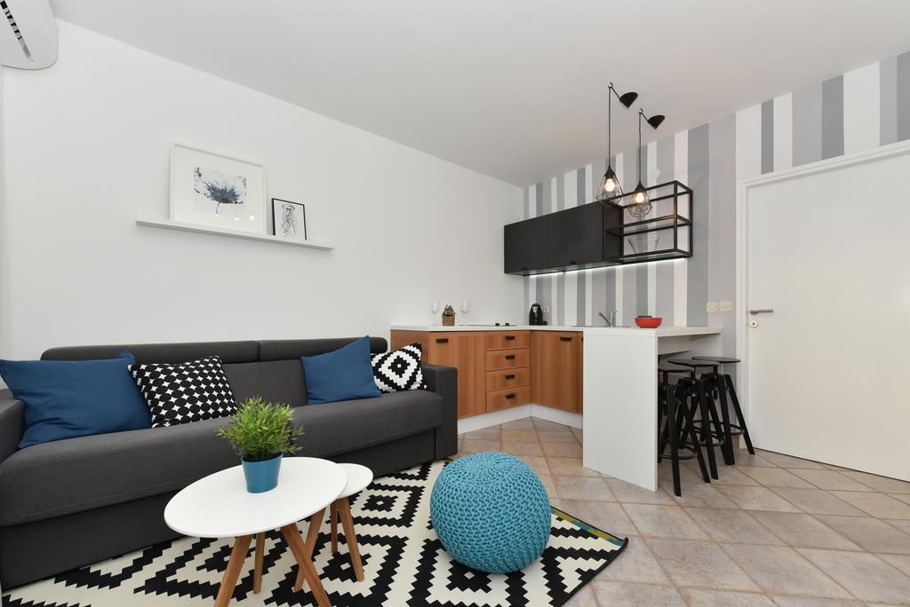 Mediterraneo Garden Apartments Petrcane Luaran gambar