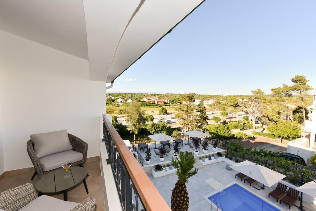 Mediterraneo Garden Apartments Petrcane Luaran gambar